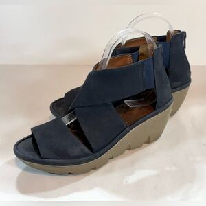 CLARKS Navy CLARENE cross strap Wedge Sandals size 7